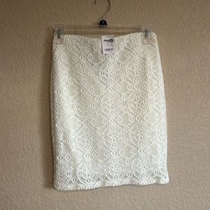 NWT Lace White Mini Skirt, Size Small